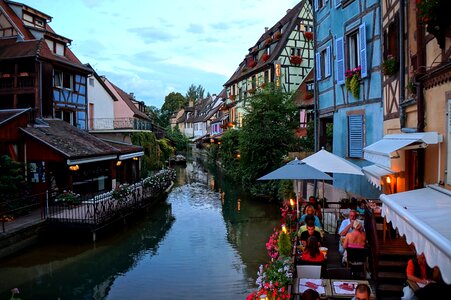 Restaurant river abendstimmung