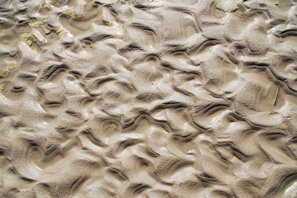 Structure sand beach