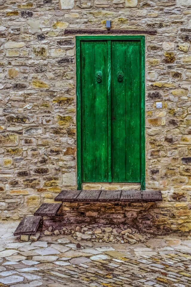 Green architecture traditional