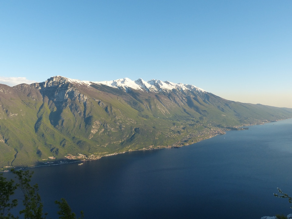 Monte baldo solid colma di malcesine cima della colma