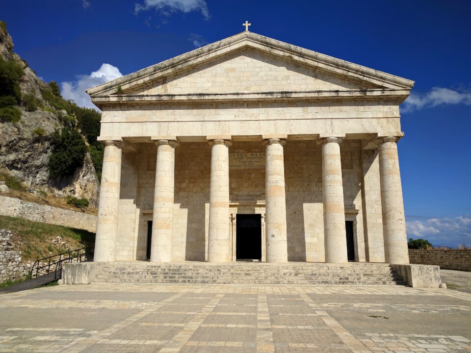 Column architecture monument