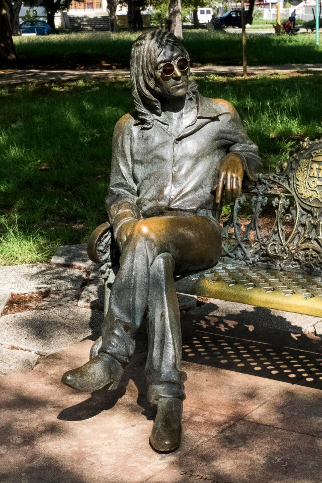 Statue sculpture john