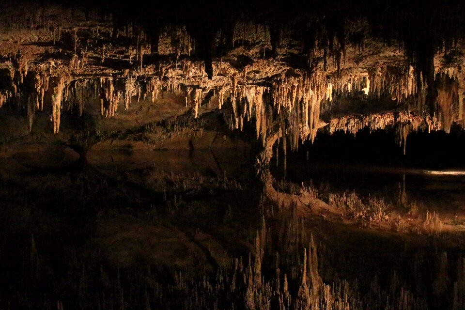 Scenic landscape luray caverns photo