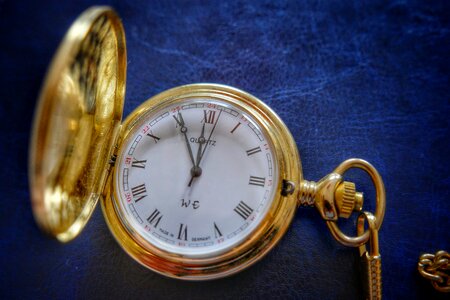 Clock antique vintage