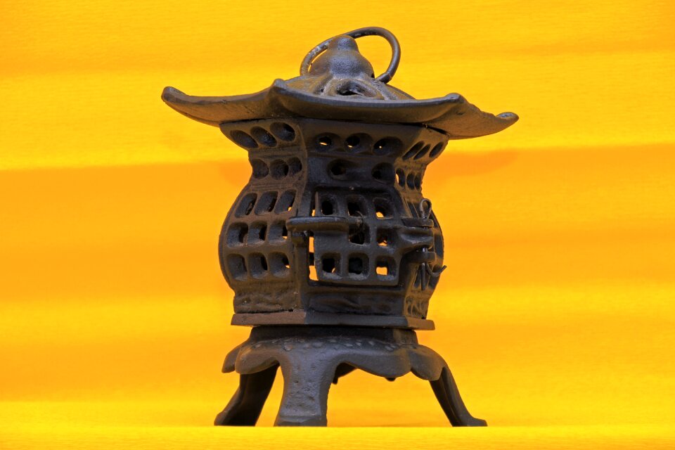 Flame candle metal