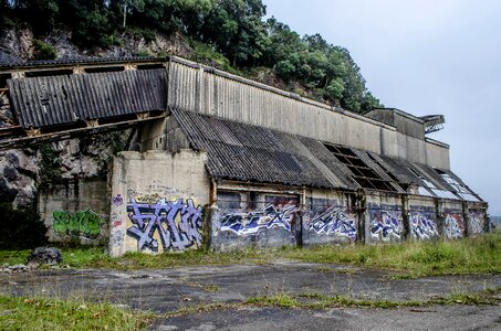 Abandoned building old