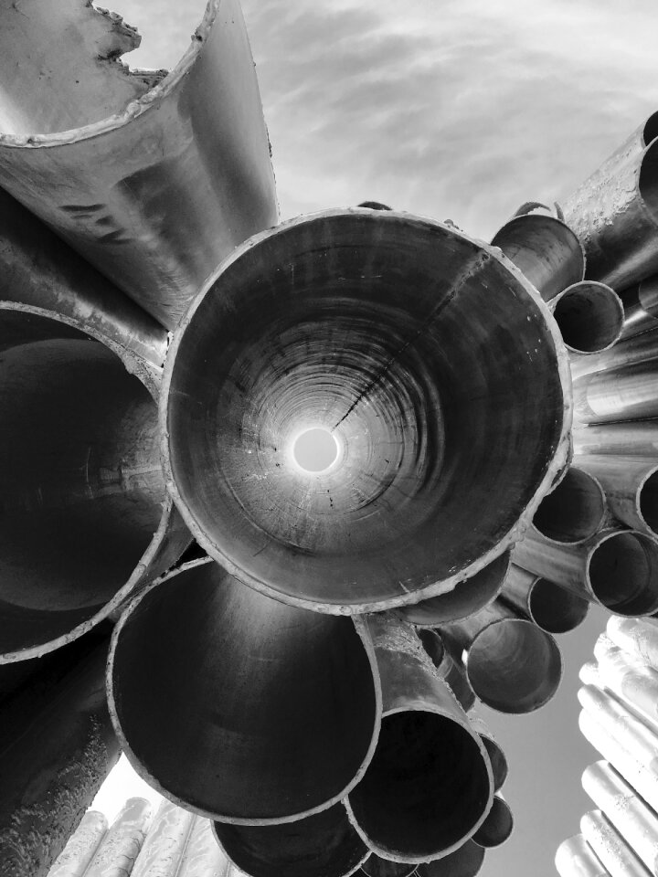 Sculpture abstract sibelius monument