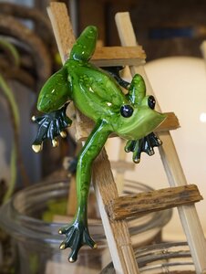 Figure frog deco