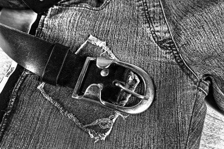 Metal buckle accessory fasten