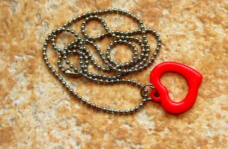 Chain red heart romantic photo