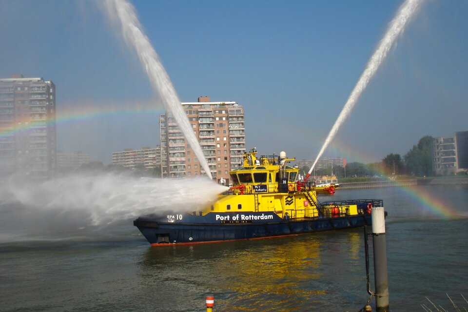 Water shipping waterway