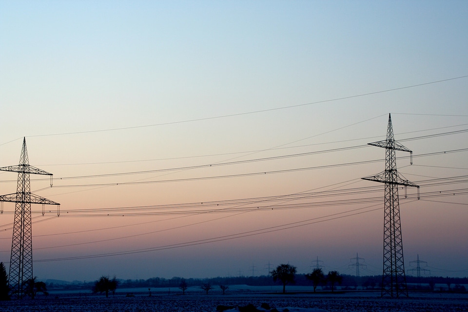 Upper lines reinforce power supply
