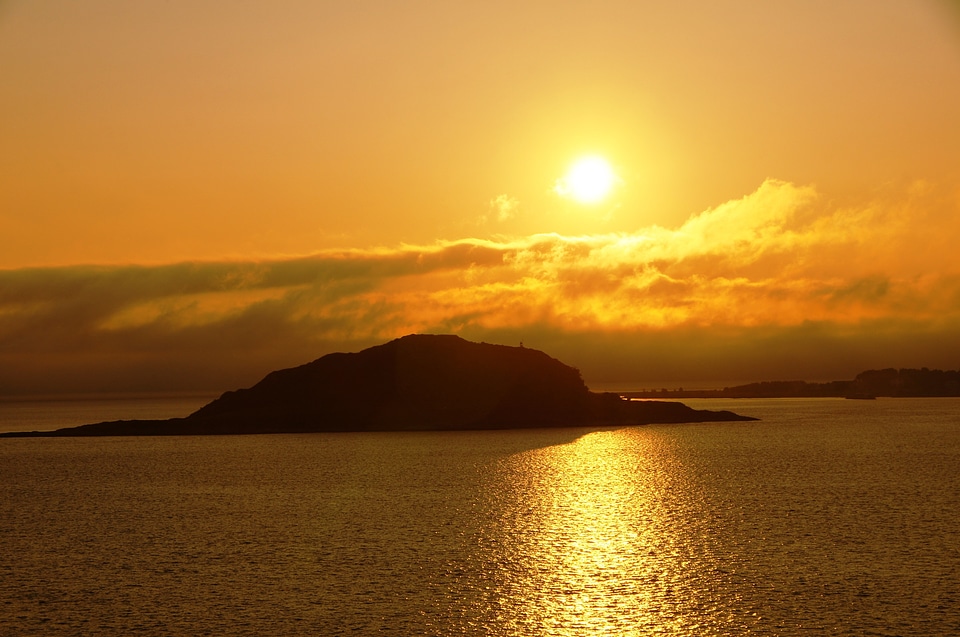 Water island golden