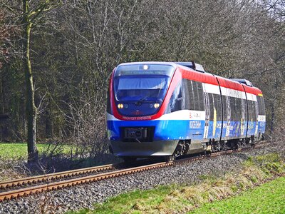 Br643 br 643 regional train photo