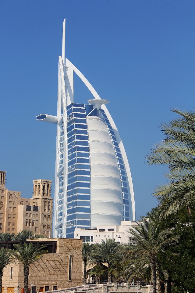 7-star souk madinat jumeirah architecture