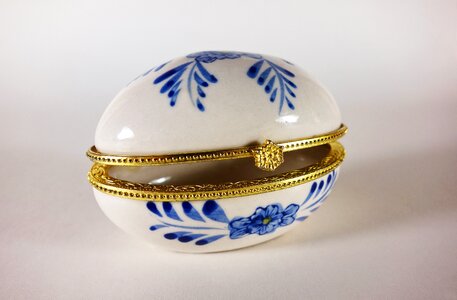 Delfts blauw glazed ceramic faience