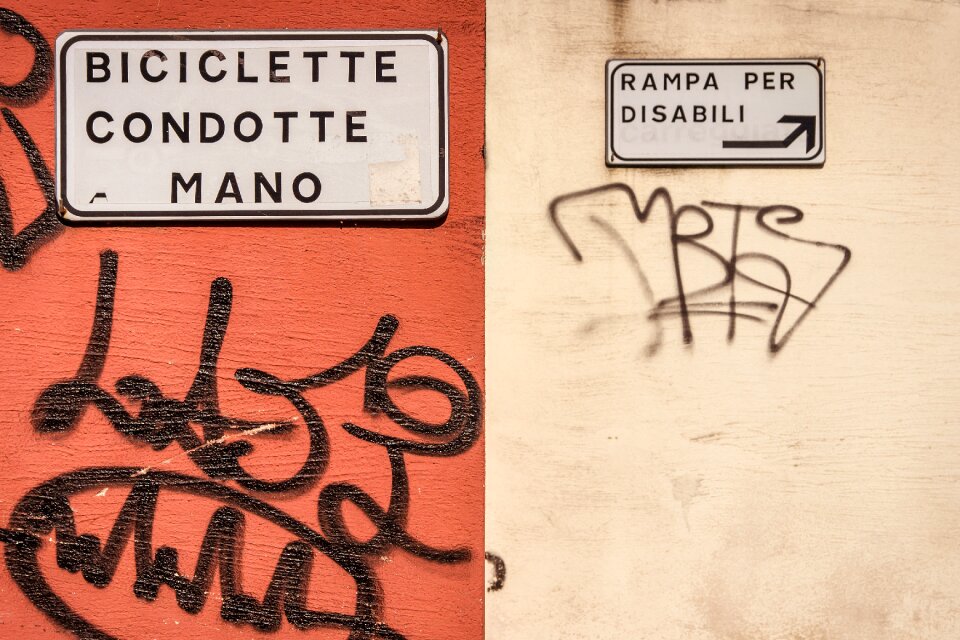 Art graffiti black
