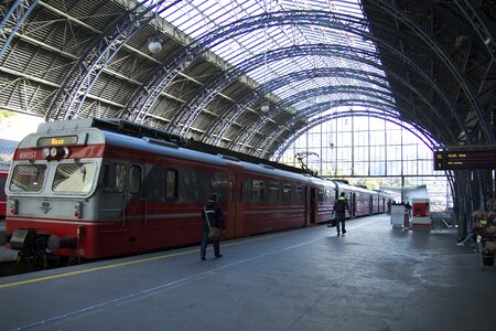 Travel train architecture