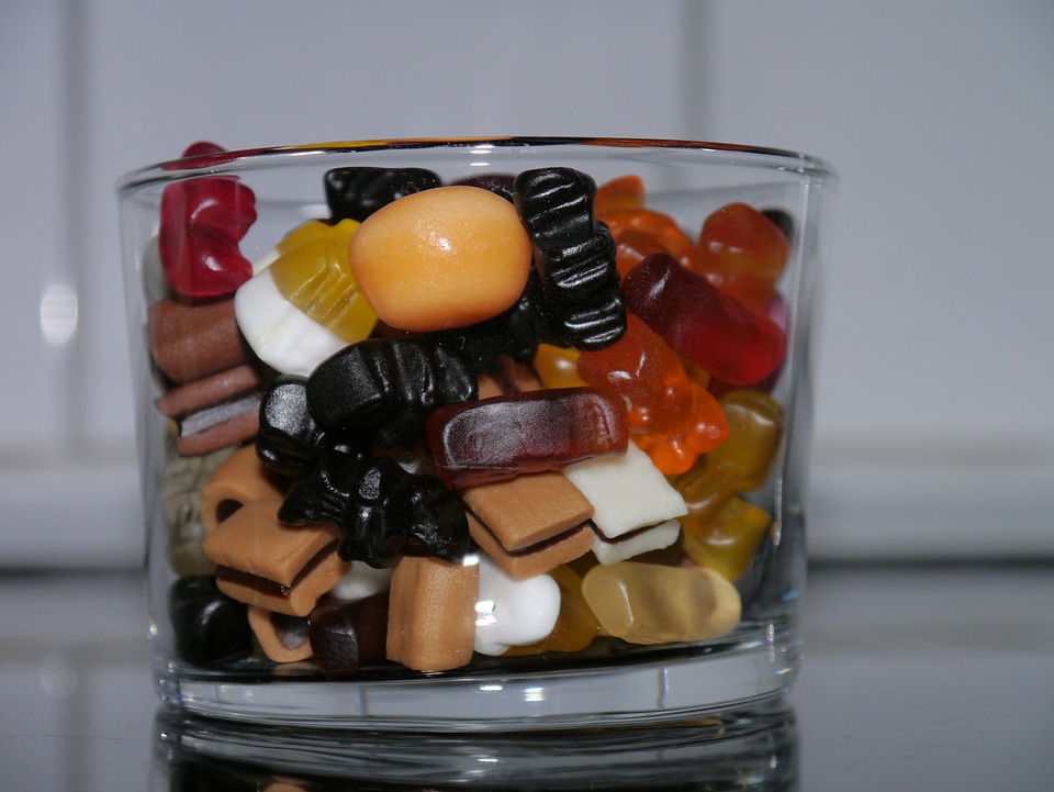 Colorful nibble candy
