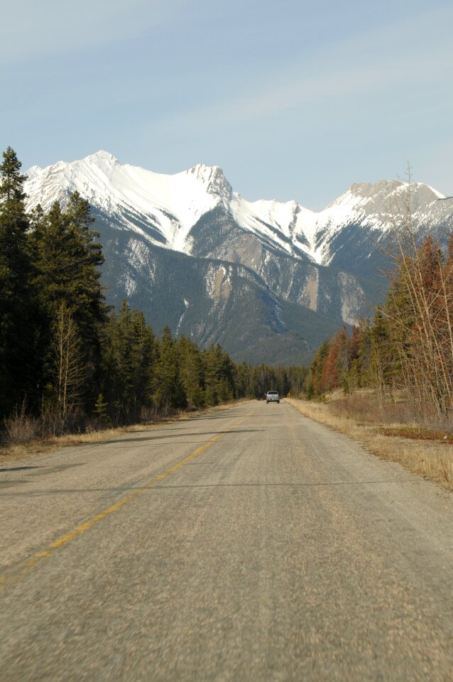 Landscape travel road