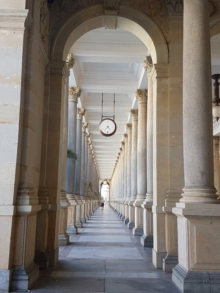 Marble building entry