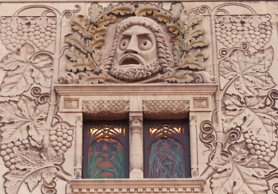 Facade stone figure places of interest
