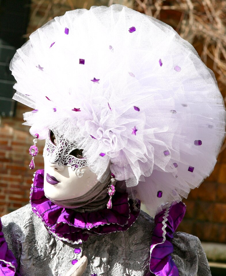 Festival mystery carnival