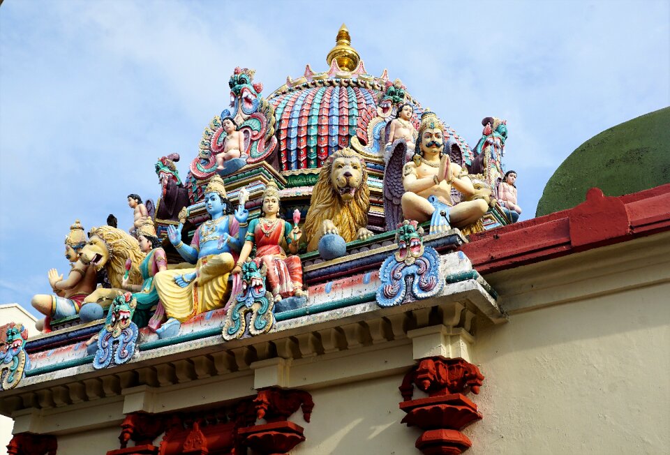 Religion travel dragon