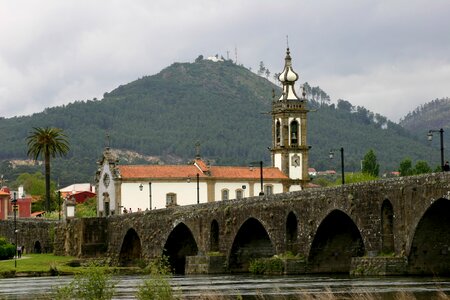 River building ponte de lima