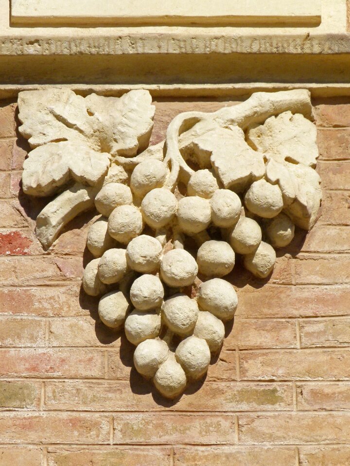 Sculpture carved stone modernism