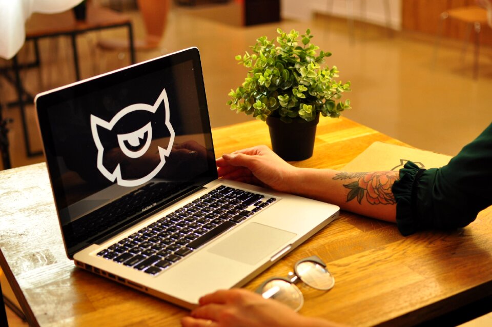 Internet technology business