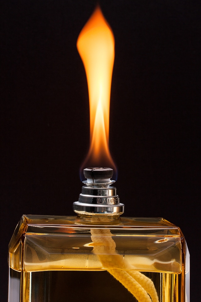 Air improvement flacon wick