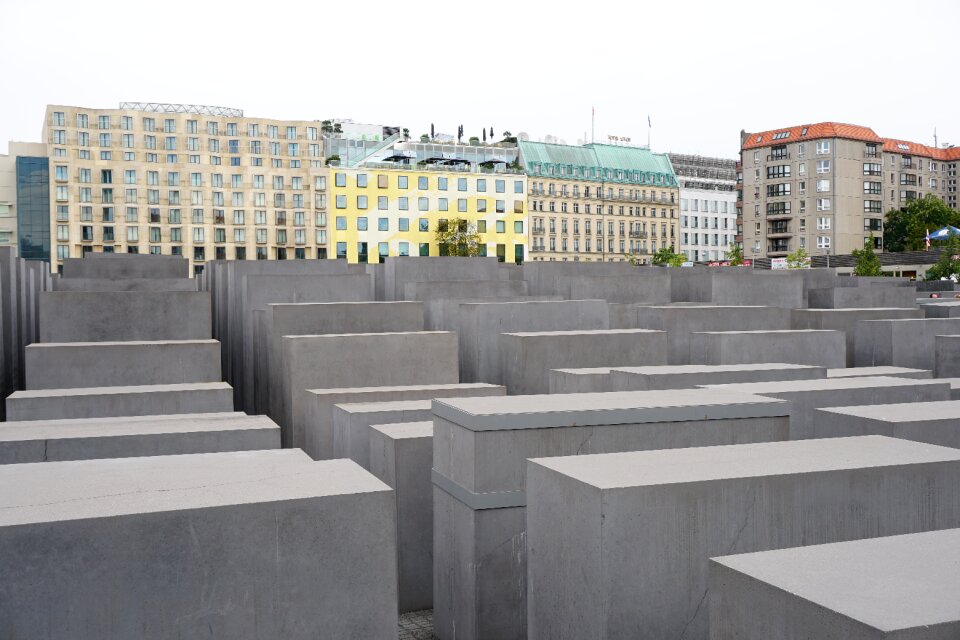 Berlin summer monument