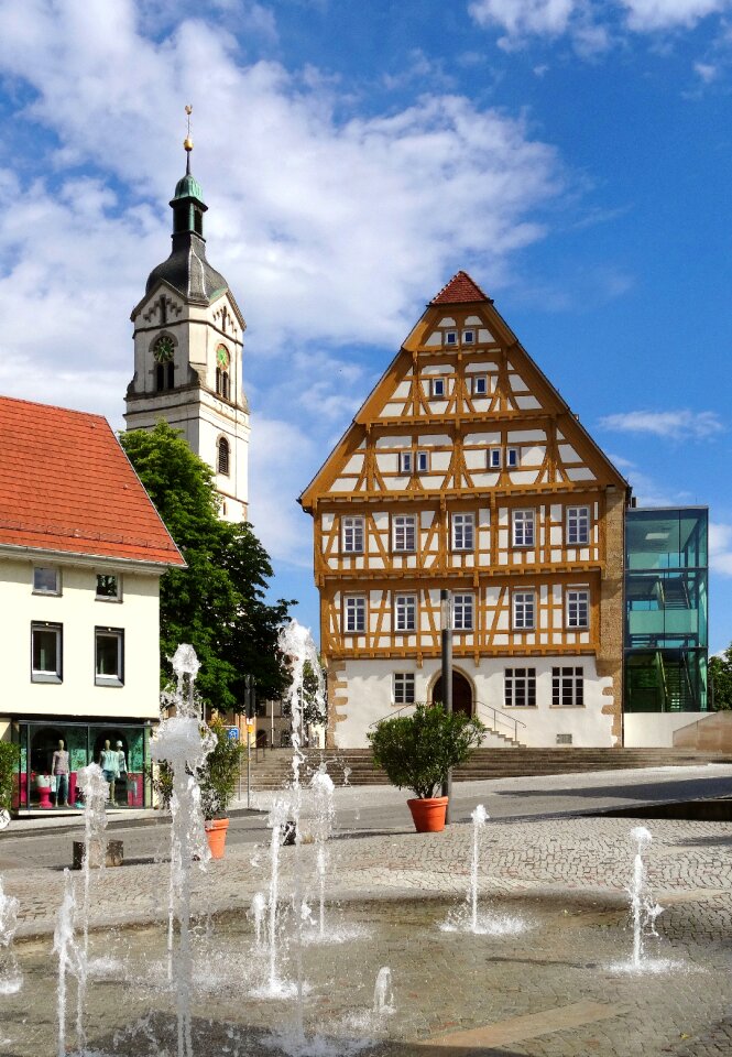 Filderdom fountain architecture