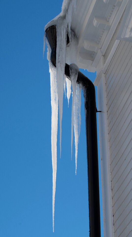 Roof white cold
