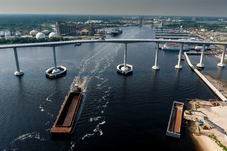 Travel pier