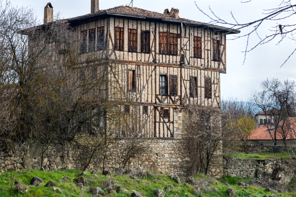 Mansion the old mansion historical works