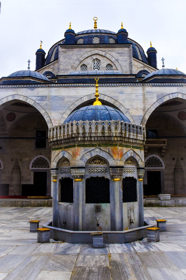Building islam mosque