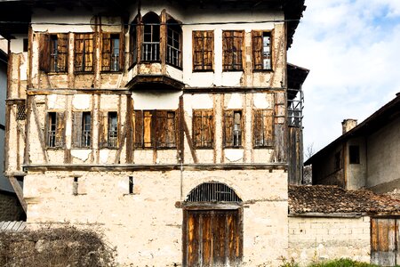 Home building travel