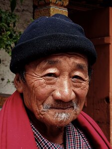 Lid elderly man photo