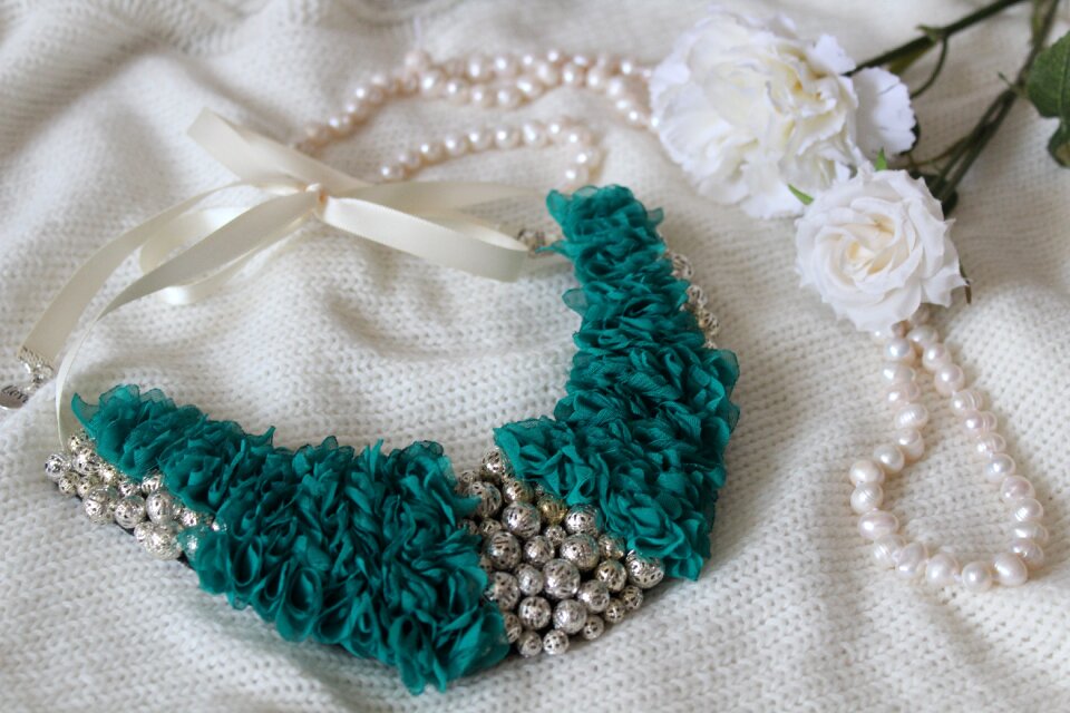 Beads decoration necklace