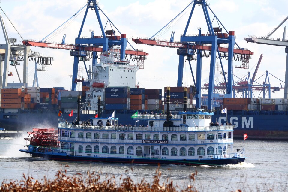 Hamburg hamburgensien port motifs