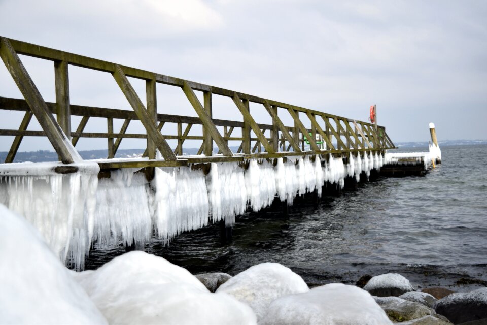 Sea bridge water cold