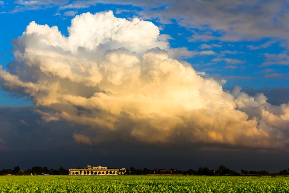 Cumulus storm hunting meteorology photo
