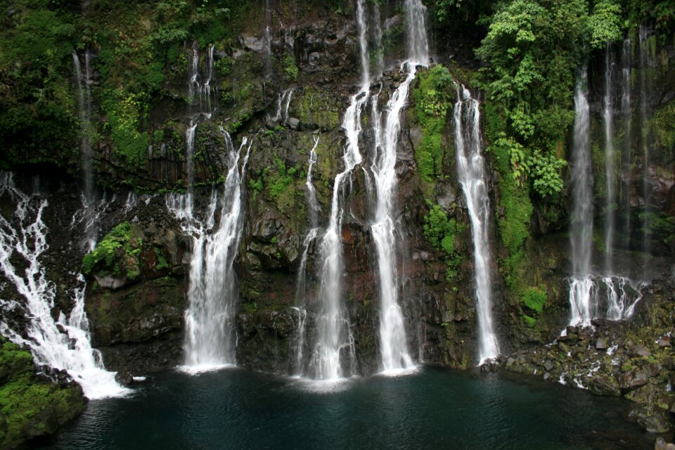 Nature cascade flow