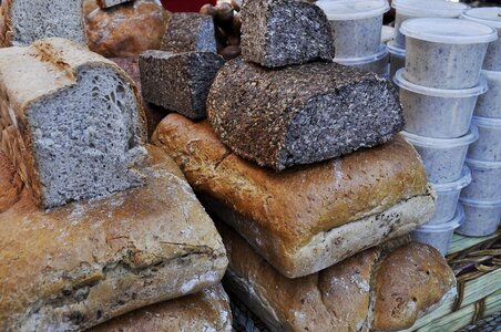 Bread appetizer loaf