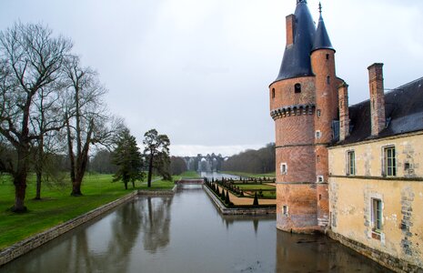 Body of water no person tower