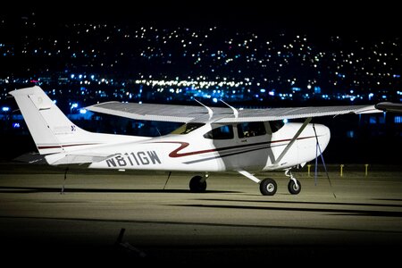 Aircraft vehicle flying