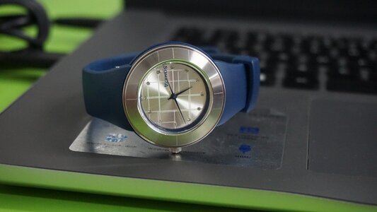 Design gray clock gray watch