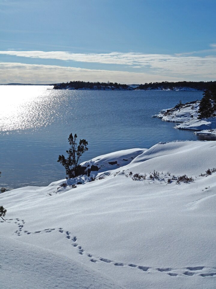 Ice tracks the stockholm archipelago